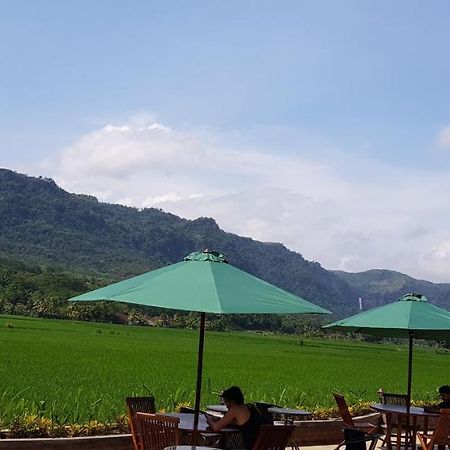 Vila Tenjo Gunung Cilowa Exterior foto